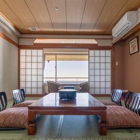 Apartemen studio 34 m² dengan 1 kamar mandi pribadi di Higashiizu Bagian luar foto