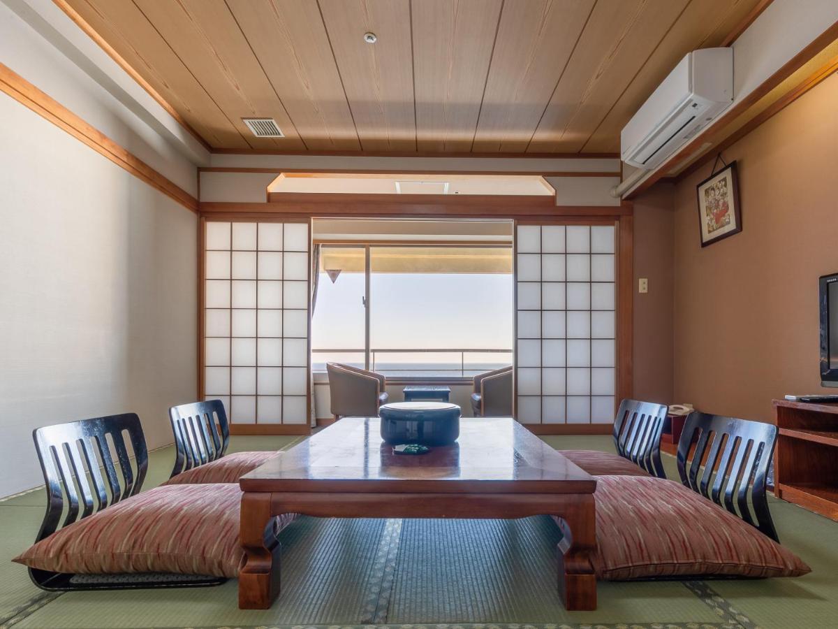 Apartemen studio 34 m² dengan 1 kamar mandi pribadi di Higashiizu Bagian luar foto