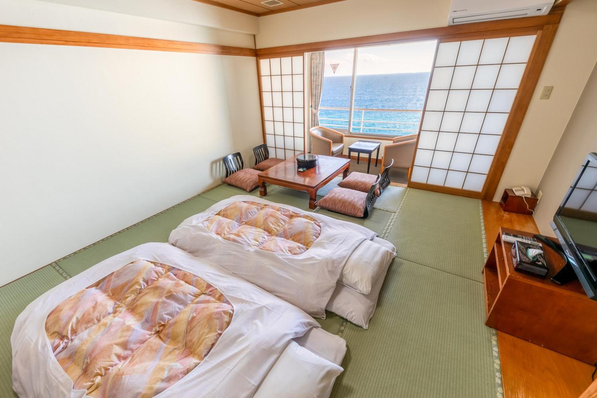Apartemen studio 34 m² dengan 1 kamar mandi pribadi di Higashiizu Bagian luar foto