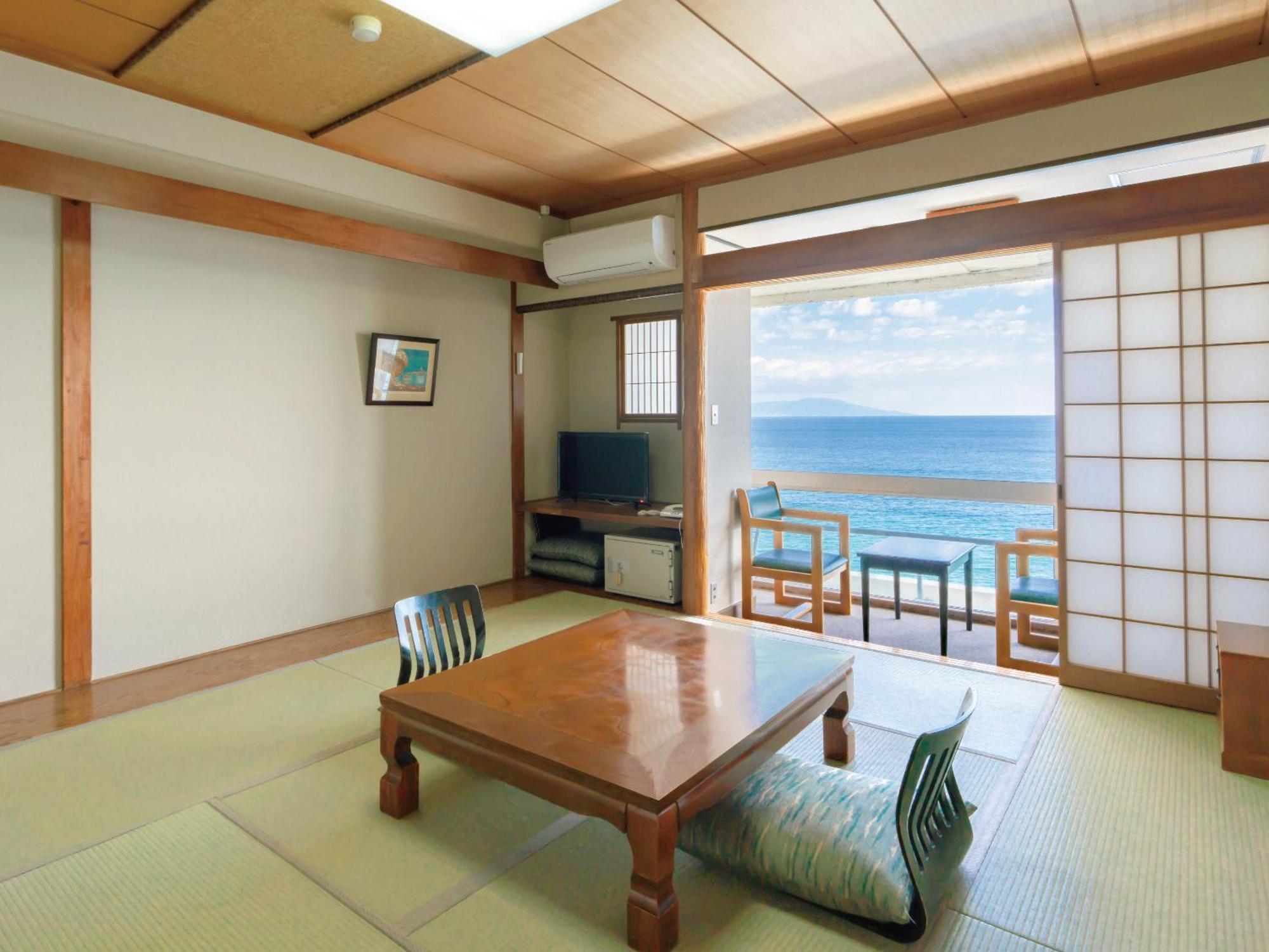 Apartemen studio 34 m² dengan 1 kamar mandi pribadi di Higashiizu Ruang foto